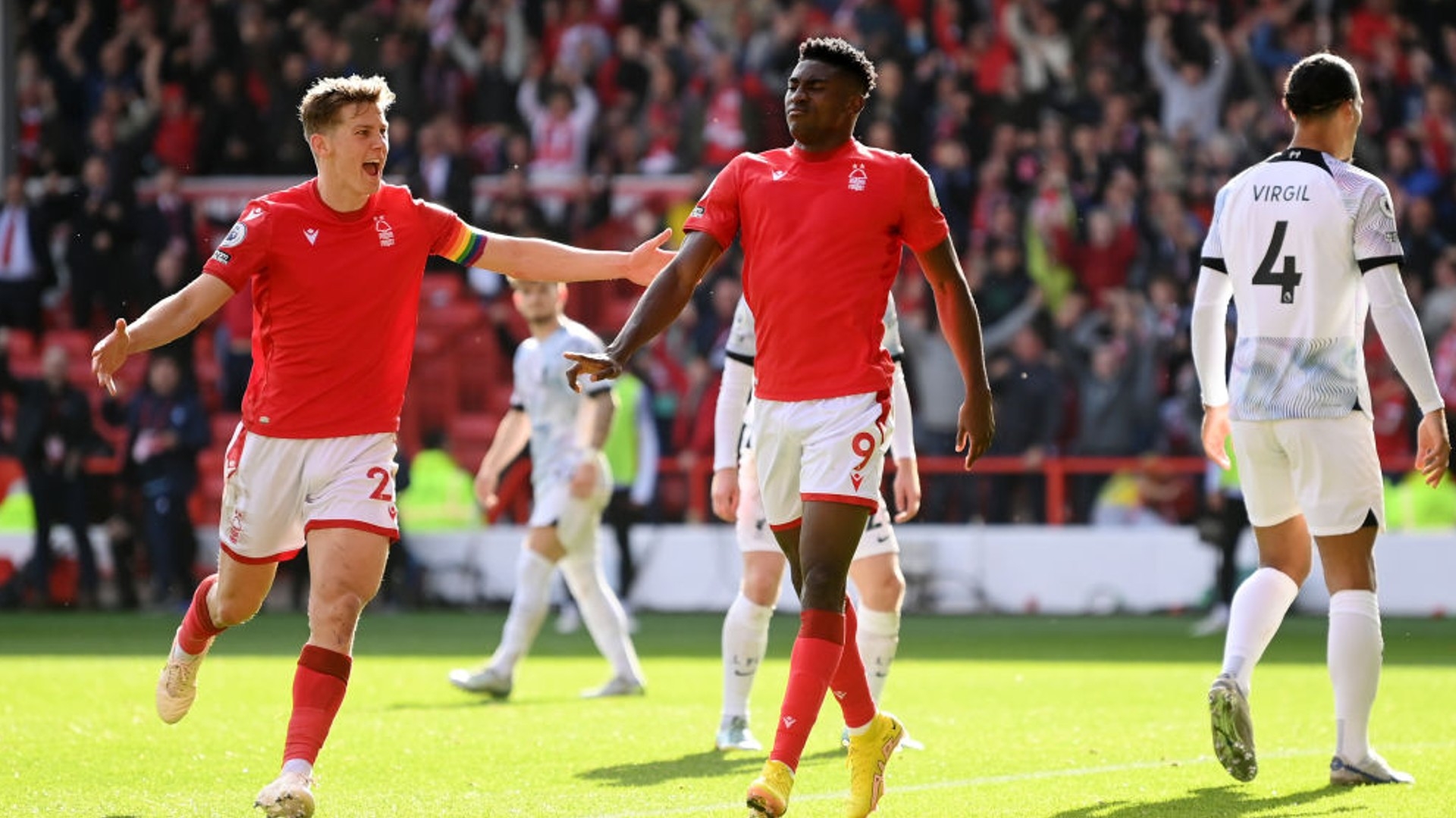 中国队在首 中国队在首