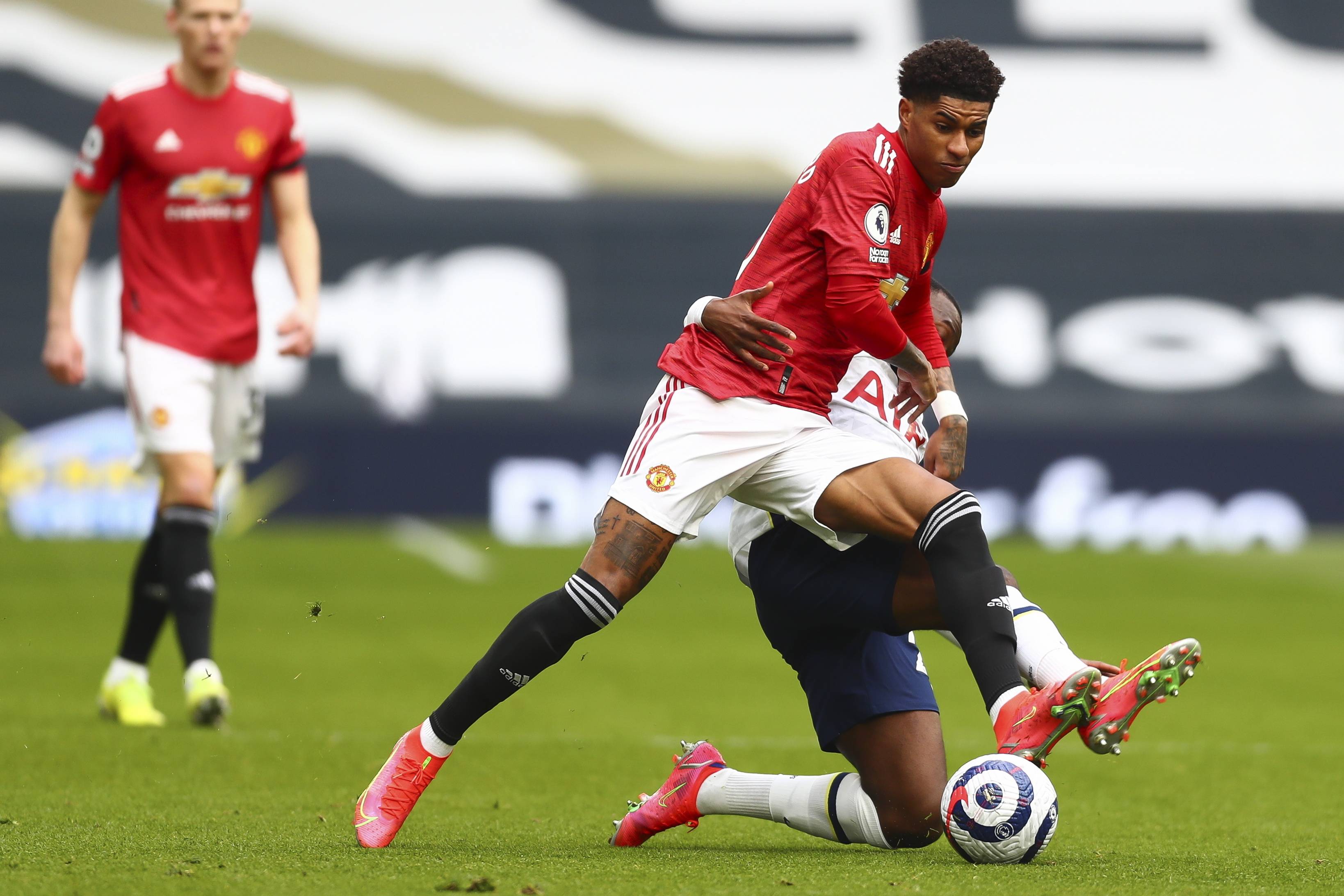 同时根据实 同时根据实